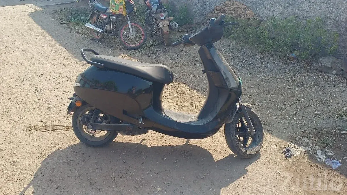 OLA S1 Pro Electric Scooter 2023 Model - બાઇક્સ - લાલપુર - Image 2