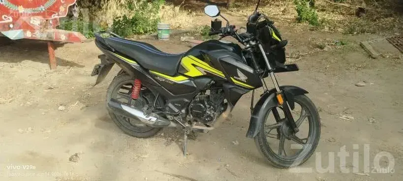 2023 Honda Livo Bike, 1 Owner, Self Start - Bikes - Shehera - Image 3