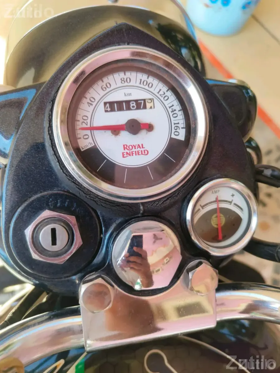 Royal Enfield Classic 350 2017 Single Owner - બાઇક્સ - બાબરા - Image 4