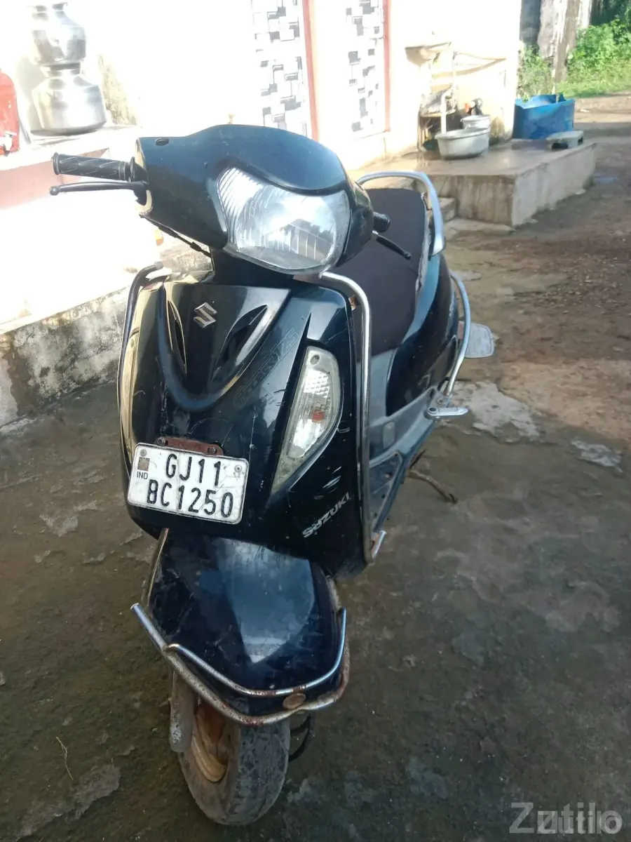 Suzuki Access 125 Scooter 2014 Model - Bikes - Khambhalia - Image 3