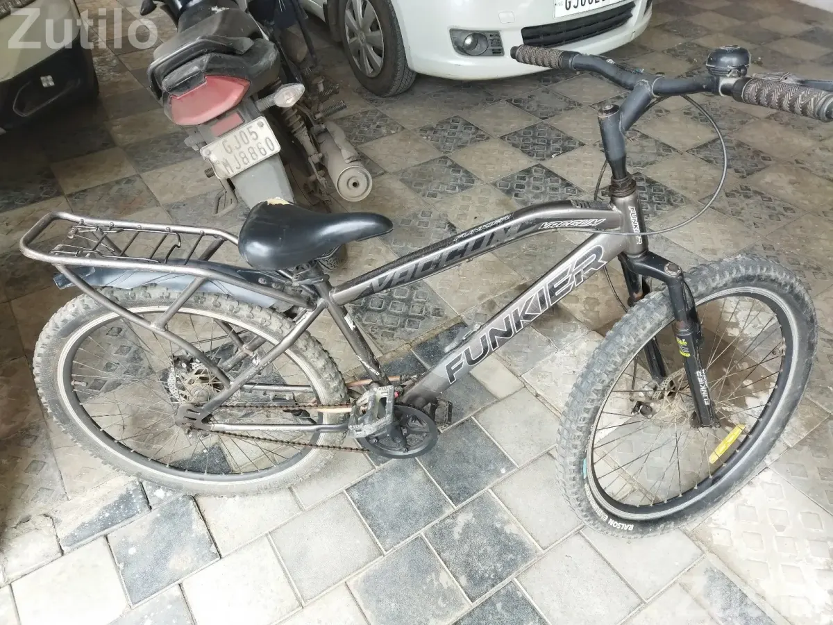 Good condition - સાયકલ - કામરેજ - Image 5