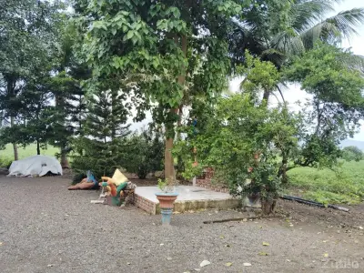 જમીન વેચવાની છે