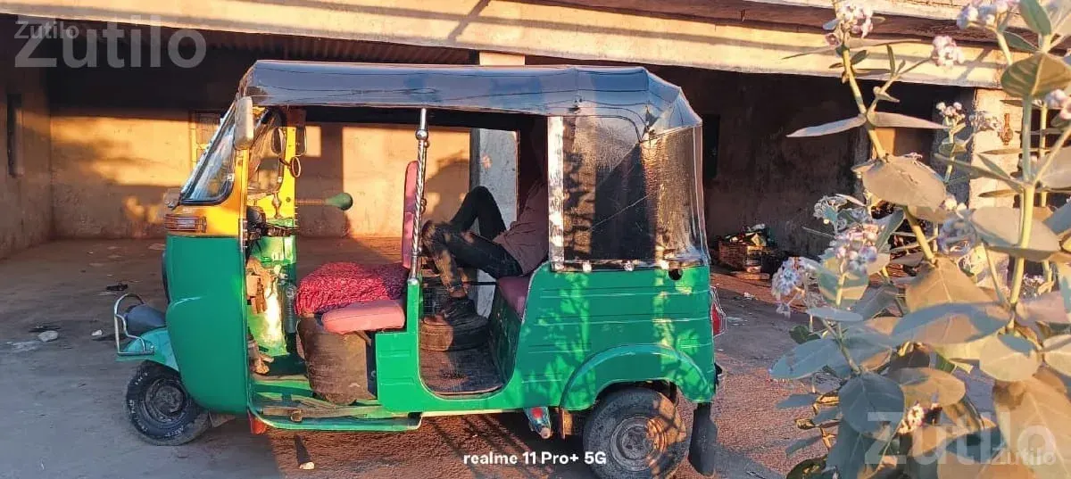 Used Auto Rickshaw for Sale - Auto Rickshaws - Maliya Miyana - Image 3