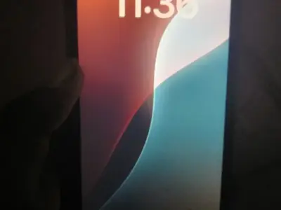 Apple iPhone XR 64GB with Button Issue Apple iPhone XR 64GB with Button Issue