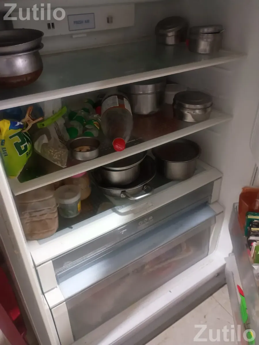 LG 559 Liters Big Size Frost Free Fridge  - Double door, water dispenser - Refrigerators - Surat City - Image 5