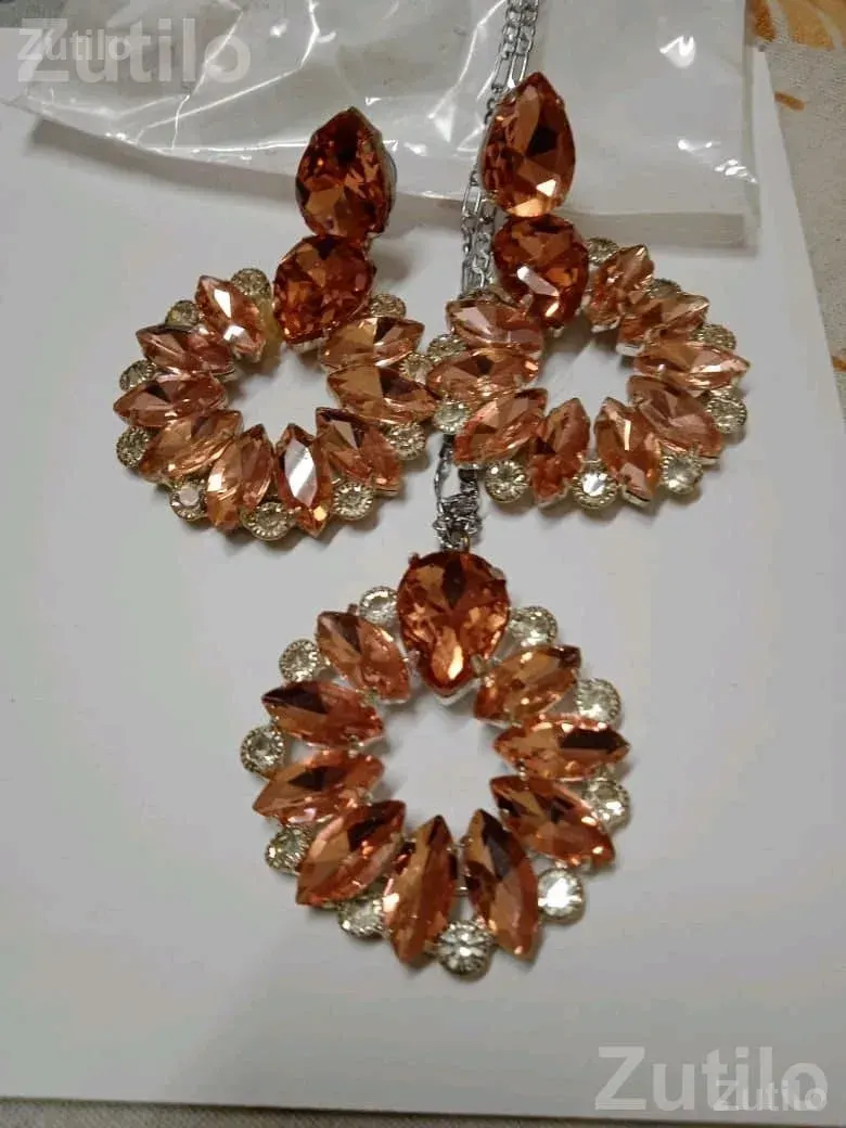 Stone Work Earrings and Chain Pendant Set - ફેશન ઍક્સેસરીઝ - વડોદરા શહેર - Image 2