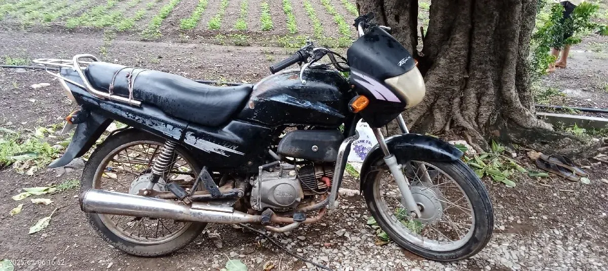 Used 2008 Black Motorcycle for Sale - Bikes - Bhanvad - Image 2