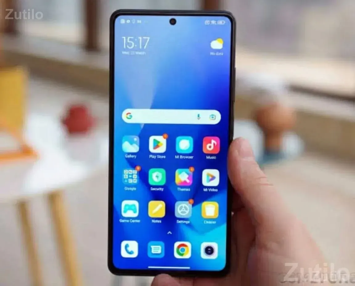 Redmi Blue Gradient Phone – Like New - મોબાઇલ ફોન - જુનાગઢ - Image 4