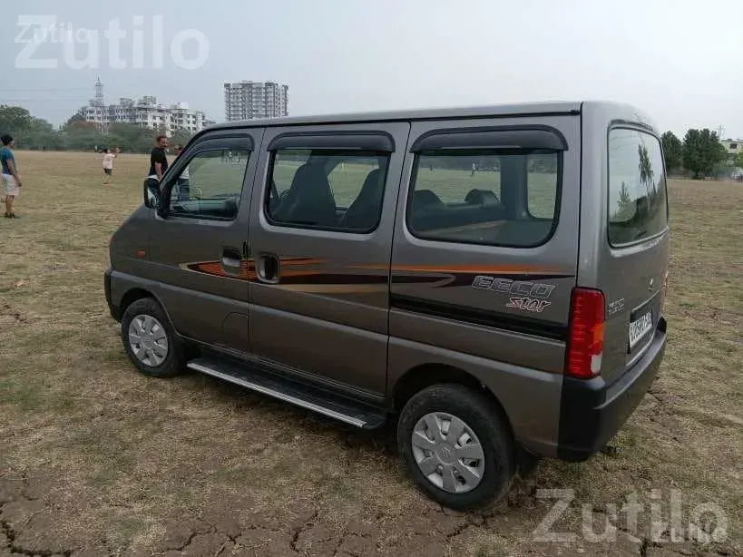 Maruti Suzuki Eeco 5 Seater 2022 Petrol AC - કાર - સુરત શહેર - Image 3