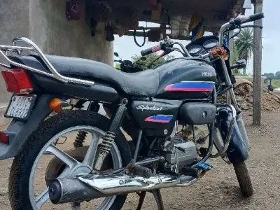 Hero Splendor 2017 Used Bike for Sale Hero Splendor 2017 Used Bike for Sale