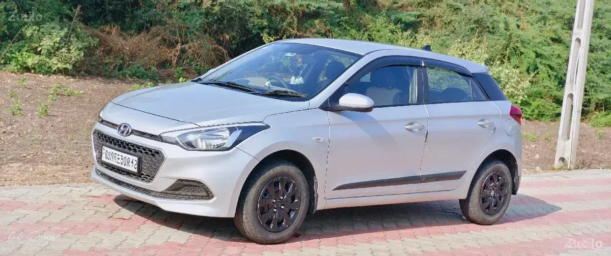 i20 car vechvani che - Cars - Bhanvad - Image 3