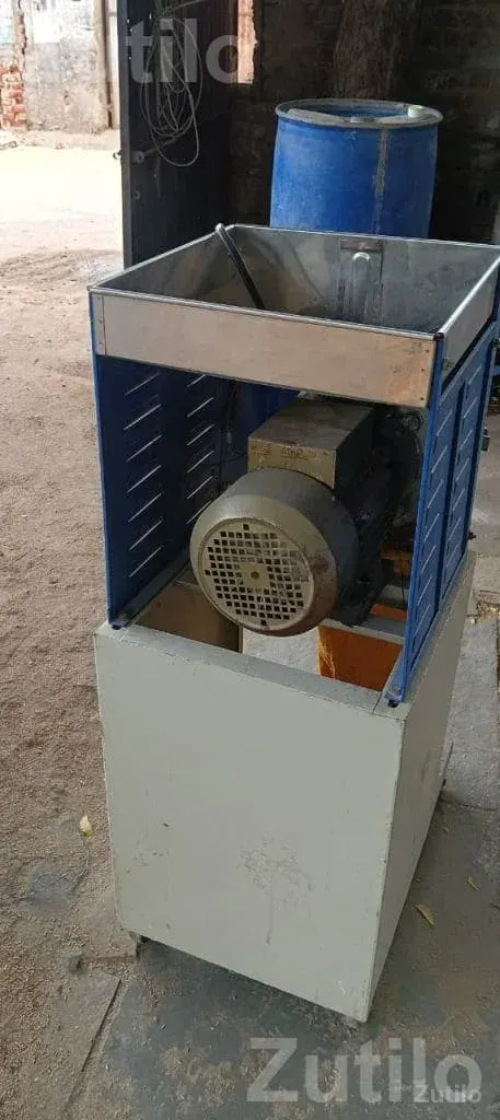 Laxmi 2 HP Flour Mill Pulverizer - Machinery - Kapadvanj - Image 4