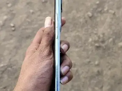 Slim Metallic Android Smartphone