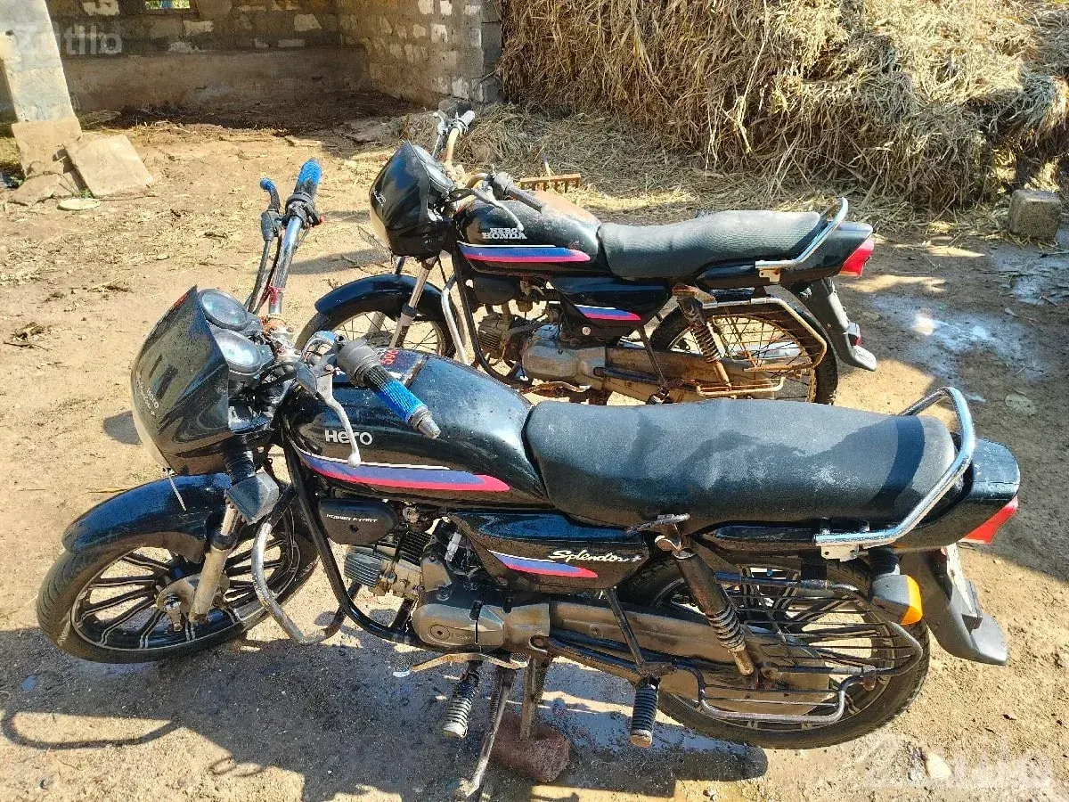 Hero Splendor Used Motorcycle 2011 - Bikes - Bhanvad - Image 2