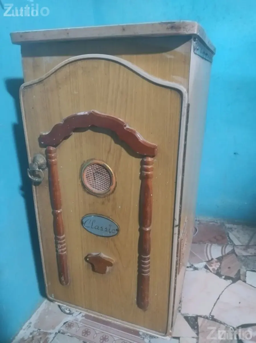 Domestic Flour Mill in Working Condition - અન્ય ઘરેલુ ઉપકરણો - ગાંધીનગર શહેર - Image 1