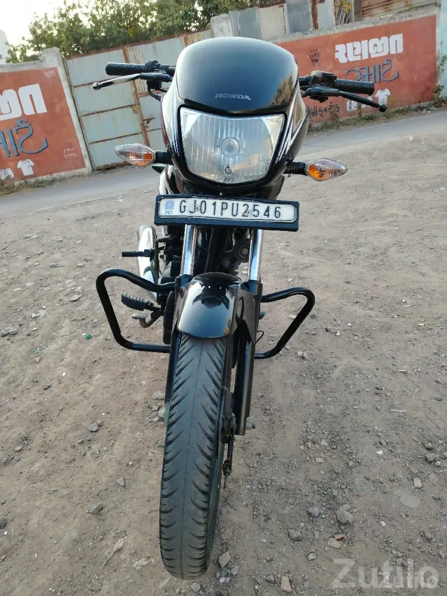 Honda Dream Yuga 2017 Used Bike - બાઇક્સ - જામજોધપુર - Image 2