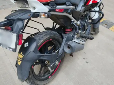 Bajaj freedom 125 cng top model Bajaj freedom 125 cng top model