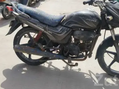 Hero Honda HF Deluxe 2013 Bike
