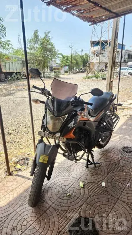 Honda CB Hornet 160R 2017 Bike - બાઇક્સ - સુરત શહેર - Image 3