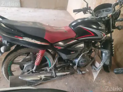 Honda CB Shine 2018 Carburetor Bike