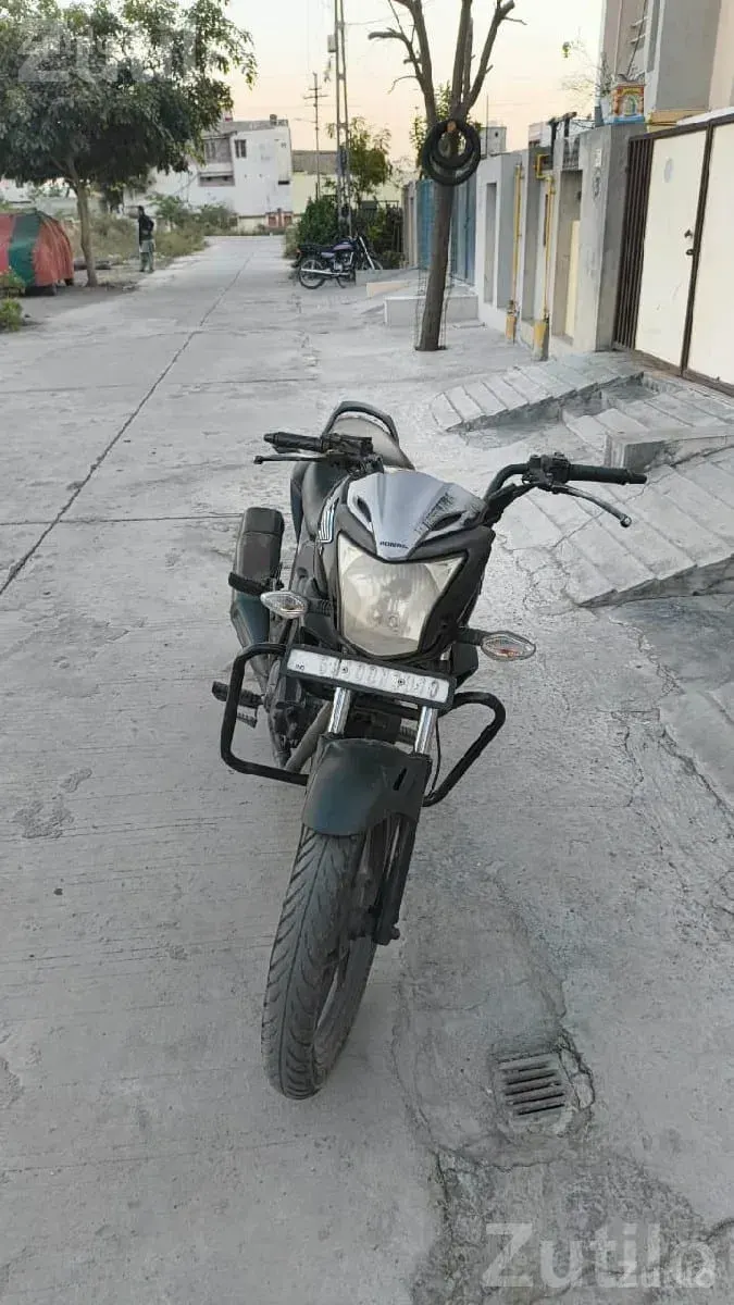 2011 Honda Trigger Bike - બાઇક્સ - ખંભાત - Image 2