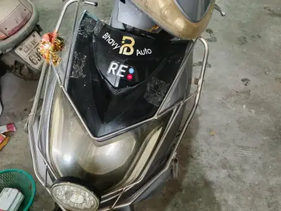 Electric scooter