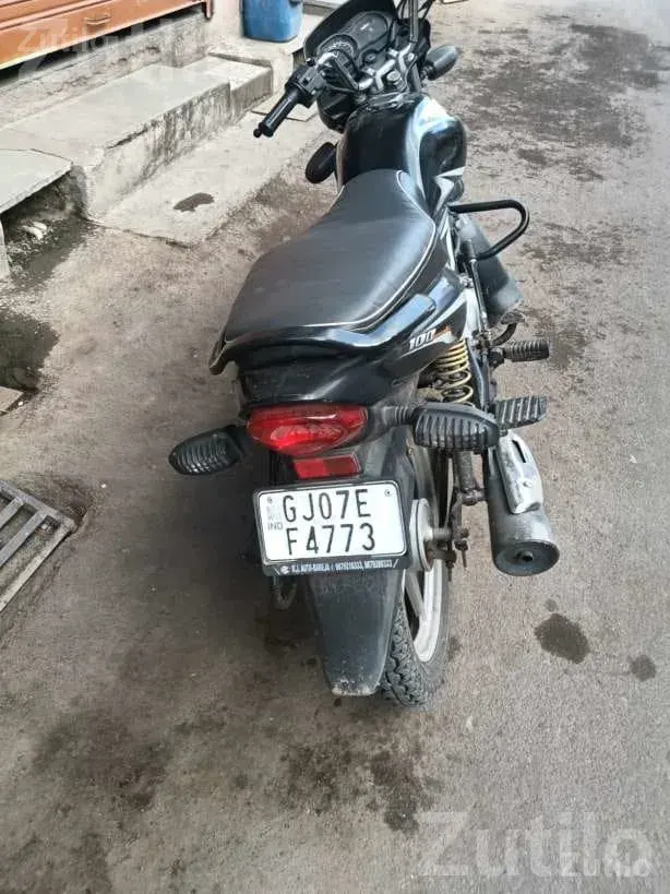 Bajaj Platina 2021 Bike - Bikes - Jasdan - Image 4