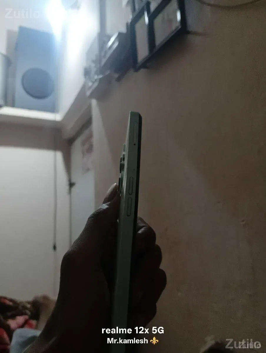 c35 - Mobile Phones - Dhari - Image 2