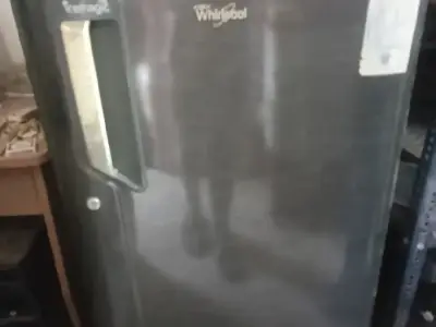 ટીવી વેચવાનીછે ટીવી વેચવાનીછે