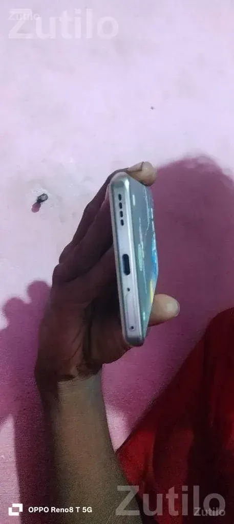 Realme 12 Pro 5G 8GB 256GB with Box Charger - મોબાઇલ ફોન - ગાંધીધામ - Image 2