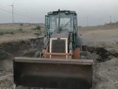 L&T 2011 Construction Loader Vehicle