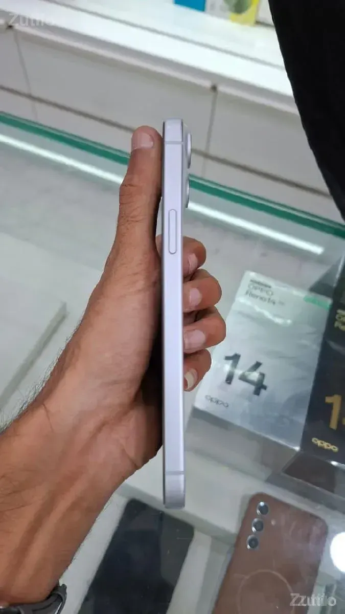 iPhone 15+ વેચવાનો છે - Mobile Phones - Dwarka - Image 2