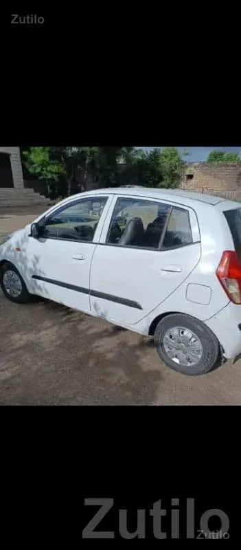 White Hyundai i10 Car in Good Condition - Cars - Okha - Image 2