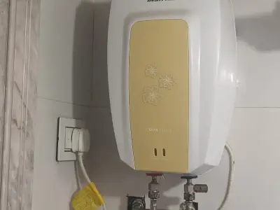 Voltas Instant Geyser Voltas Instant Geyser