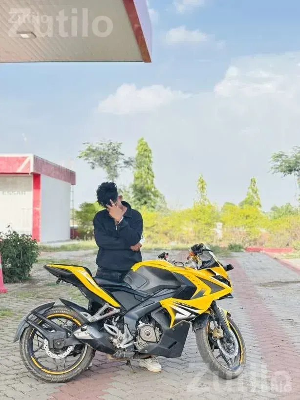 Bajaj Pulsar RS 200 Sports Bike 2015 - બાઇક્સ - નંડોડ - Image 5