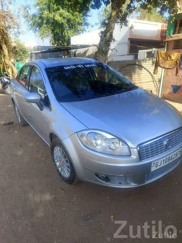 2009 Fiat Linea Silver Sedan - Cars - Jamjodhpur - Image 2