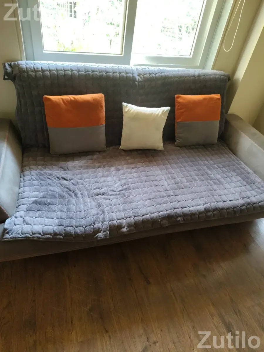 Wide sleeper 3 Seater Sofa - Sofa Sets & Couches - Ahmedabad City - Image 3