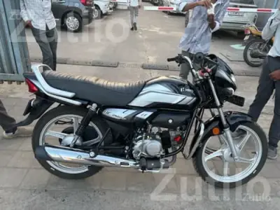 2025 Hero HF Deluxe Black Silver Bike 2025 Hero HF Deluxe Black Silver Bike