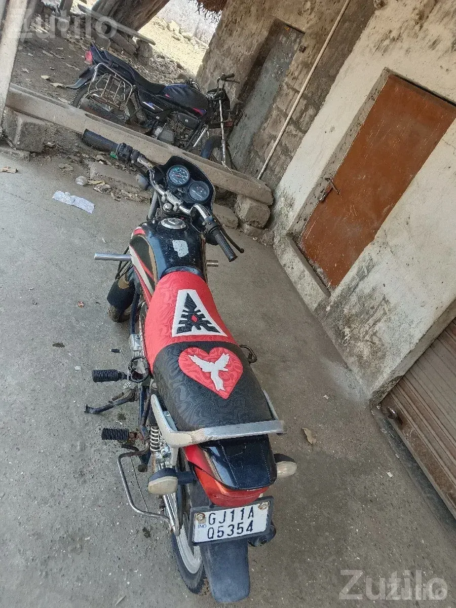 Hero CD Deluxe 2014 Bike - Bikes - Manavadar - Image 3