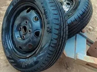 Apollo Car Tyres with Steel Rims Pair