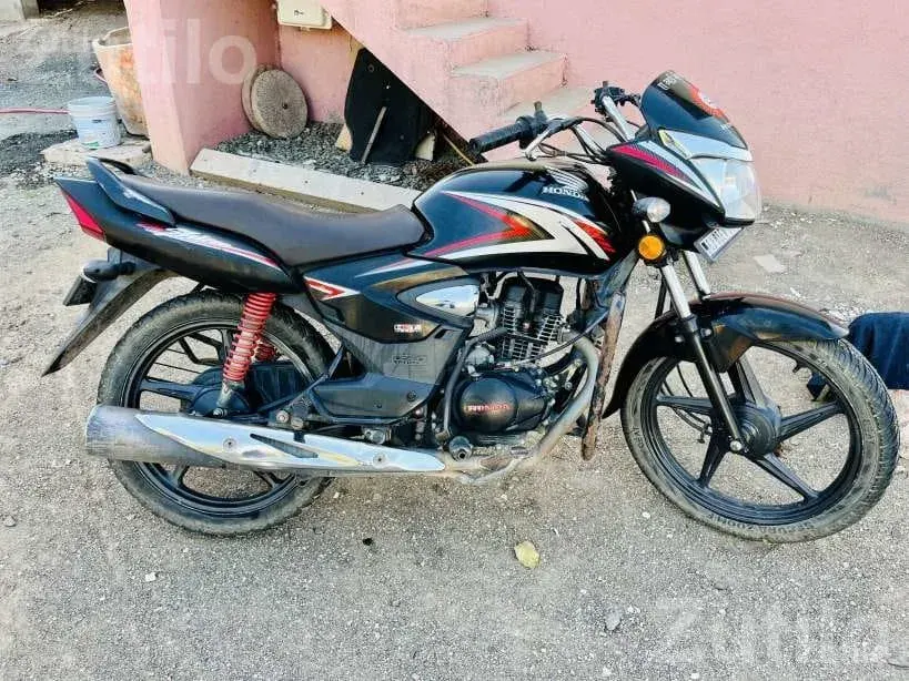 2019 Honda Bike 1st Owner - બાઇક્સ - સાવરકુંડલા - Image 3