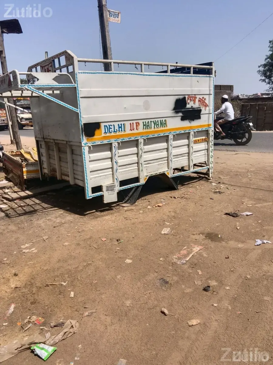 Full Pickup Body Cargo Container - ઓટો પાર્ટ્સ - ગોધરા - Image 4