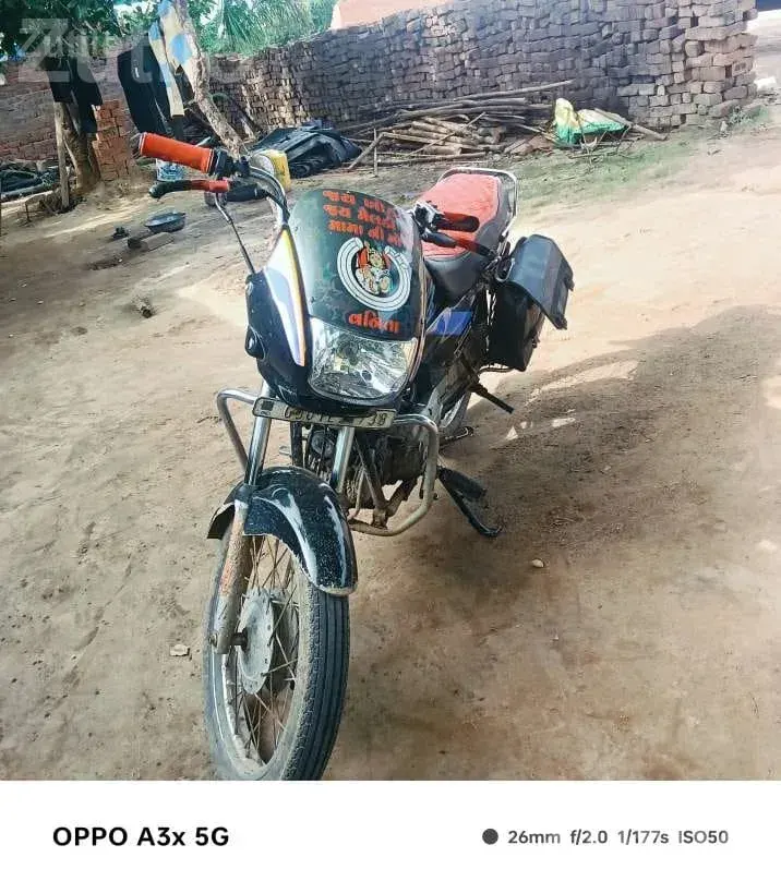 2011 Hero Honda CD Dawn Motorcycle - Bikes - Dholka - Image 3