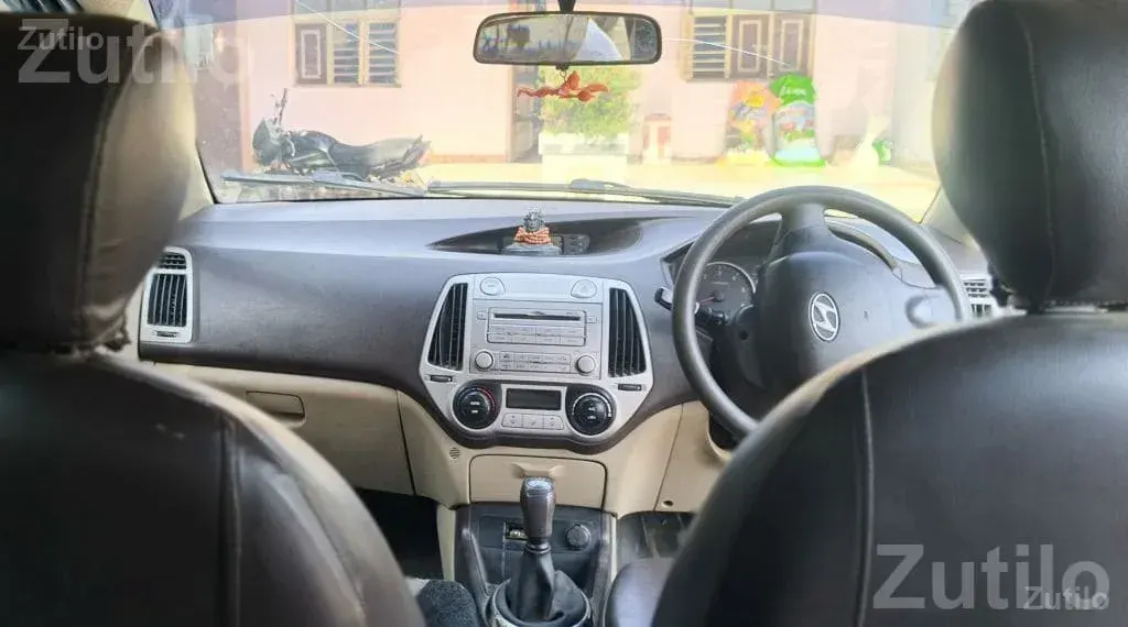 Hyundai i20 Diesel 2011, 112400 km - Cars - Sutrapada - Image 4