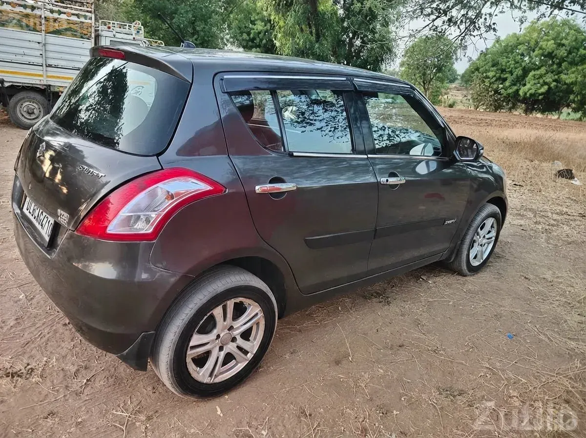 Maruti Swift VDi 2015 Diesel Hatchback - Cars - Palanpur - Image 2