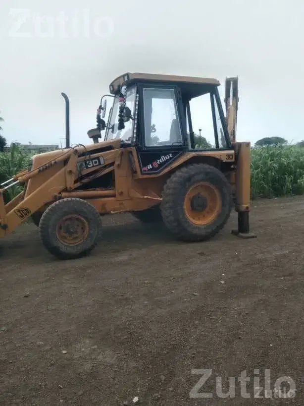 JCB 3D Backhoe Loader 2004 - Construction Vehicles - Khambhalia - Image 3