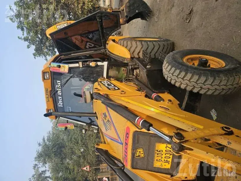 JCB Land Levelling Work Service - Vehicle Rentals - Rajkot City - Image 3