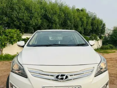 Hyundai Verna Fluidic White Sedan Hyundai Verna Fluidic White Sedan