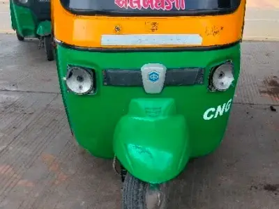 CNG Auto Rickshaw for Sale