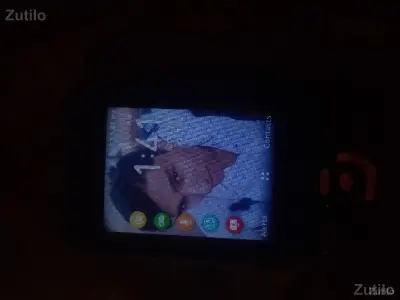 સેકન ફોન વેચવાનો છે